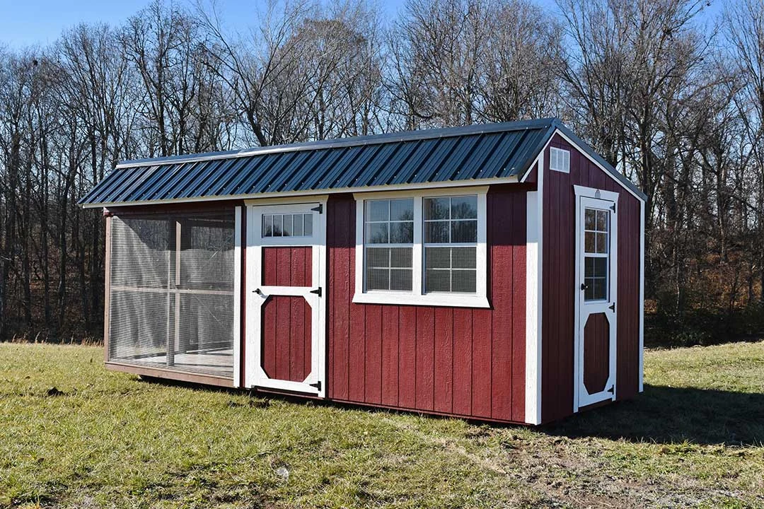 Derksen Coops, kennels & playhouses style example